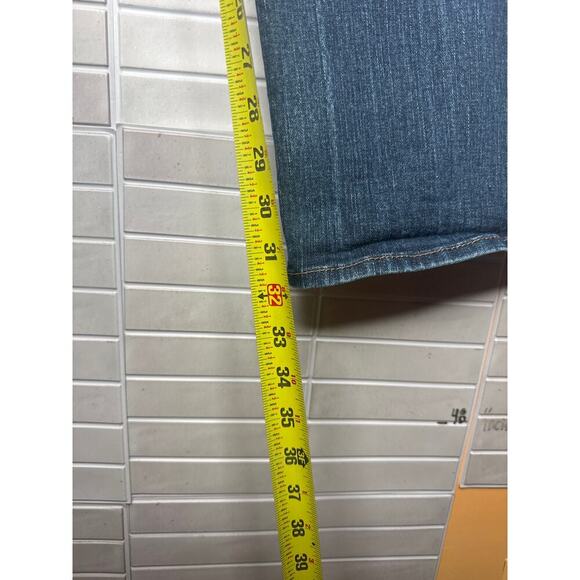 True Religion Boot Cut Jeans Women’s Size 30 Dark Wash - Picture 5 of 10